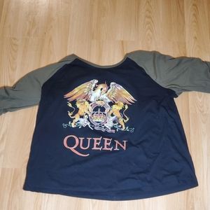 Queen Long Sleeve